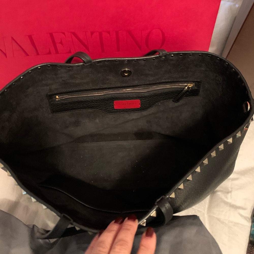 Valentino Rockstud Tote - Picture 5 of 6